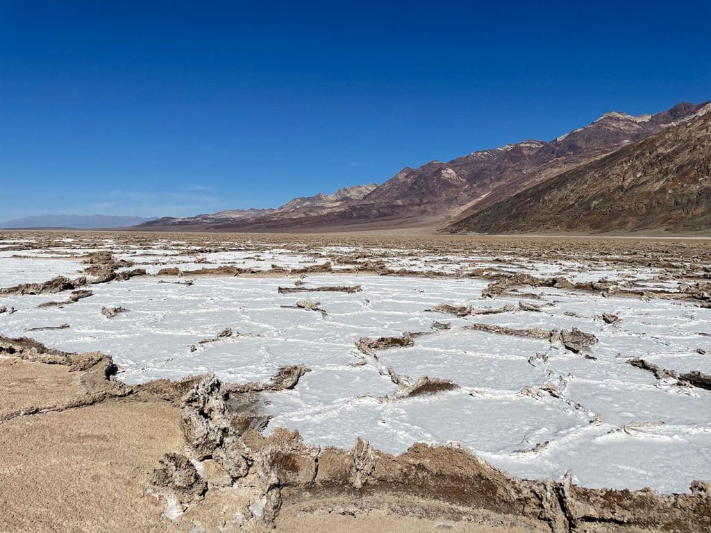Badwater-basin-Death-Valley-tour-guidé