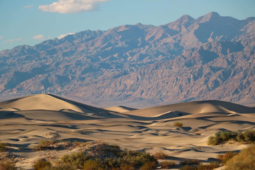 Mesquite-dunes-Death-Valley-visite-guidée
