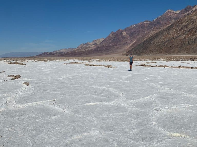badwater-basin-chemin-de-sel-tour-guidé-las-vegas-aventures