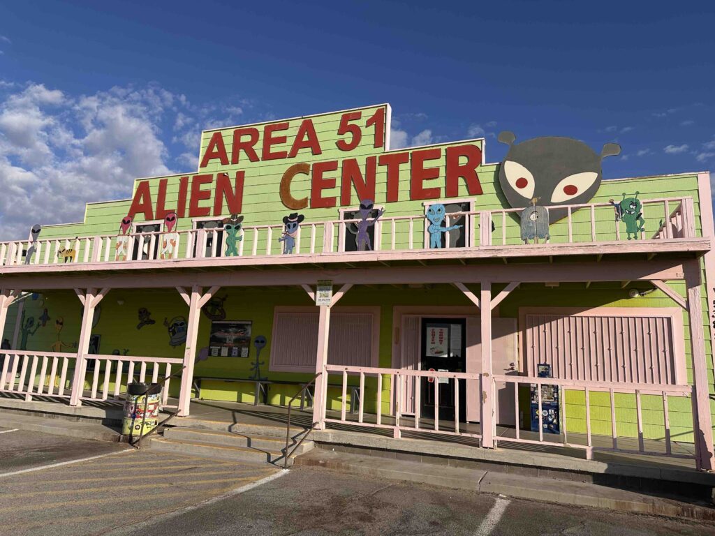 Alien-center-zone-51-las-vegas-aventures