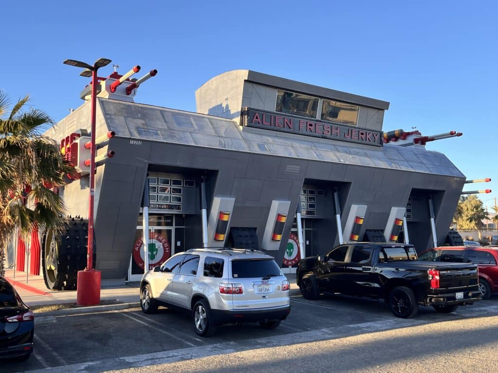 boutique-alien-baker-californie