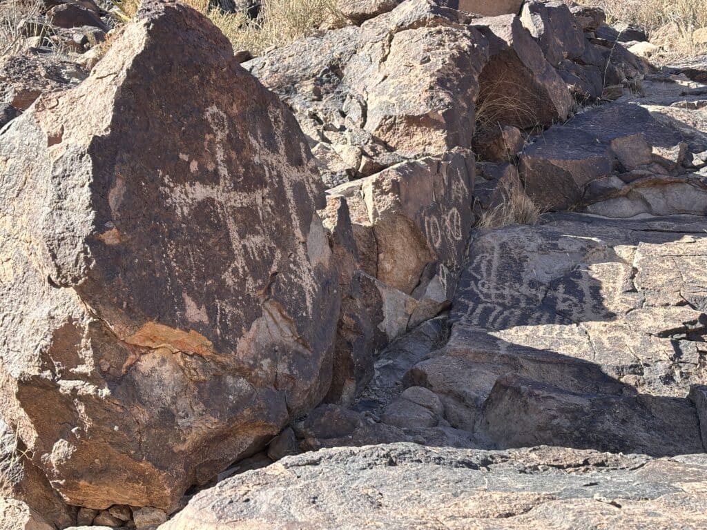 petroglyphs-las-vegas