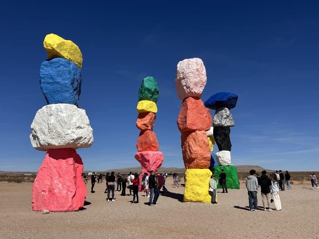 Sevene-magic-mountains-las-vegas-aventures