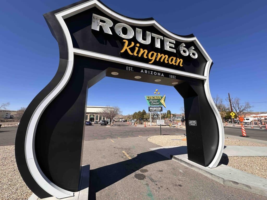 kingman route 66 porte - las vega aventures